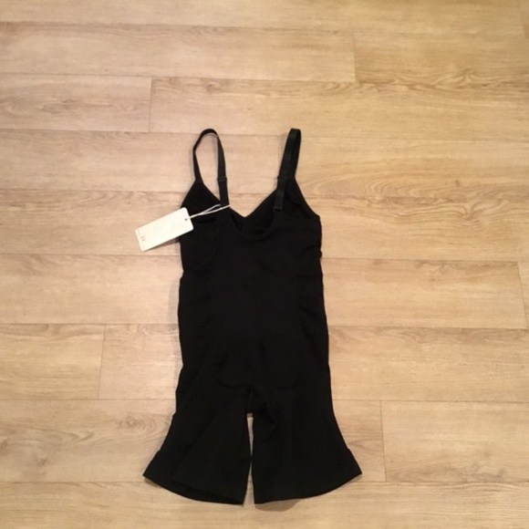 SHEKINI Tummy Control Full Sculpting Bodysuits Shapewear - Picture 7 of 8